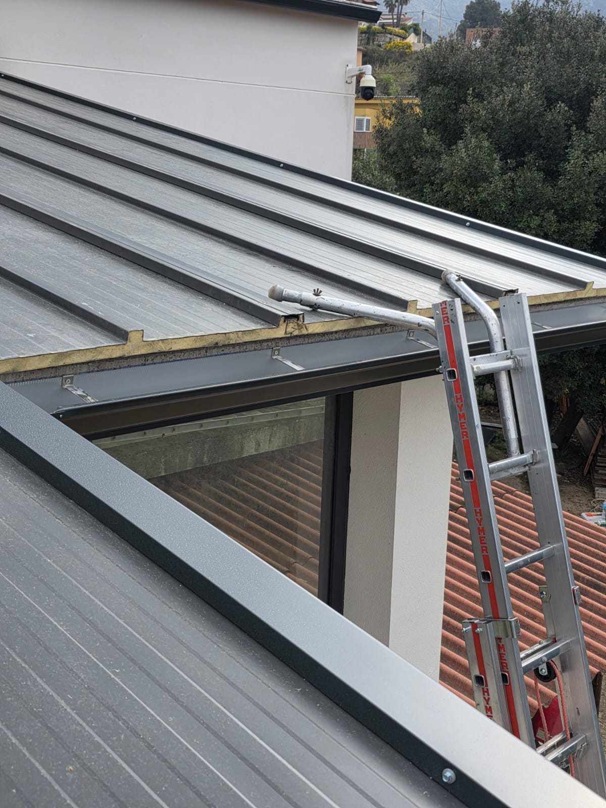 Ventajas de instalar canalones de aluminio: durabilidad, estética y bajo mantenimiento
